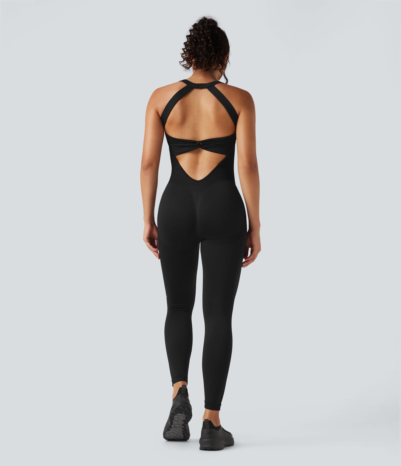 Seamless Flow Twisted Backless Sleeveless Skinny Workout Jumpsuit