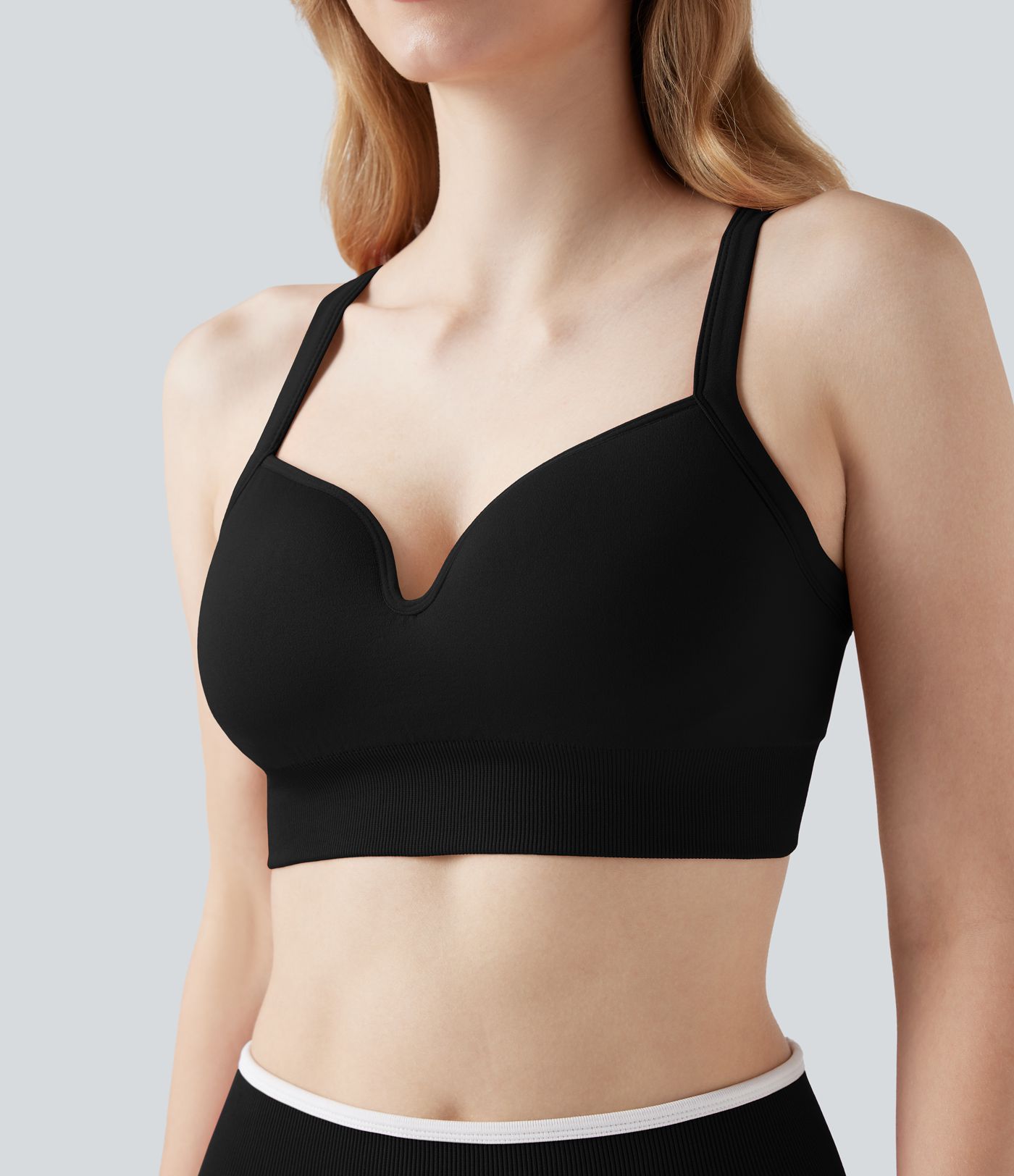 Seamless Flow Medium Support Sweetheart Neck Yoga Sports Bra