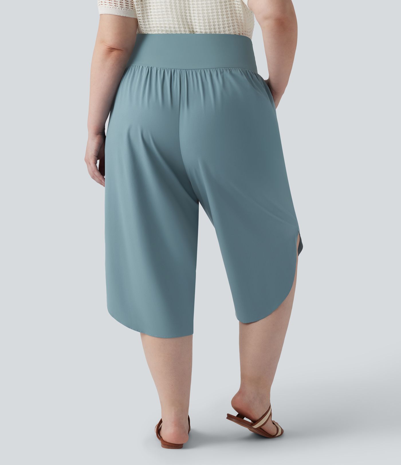 Breezeful™ High Waisted Tummy Control Curved Hem Quick Dry Resort Capri Plus Size Pants with Pockets