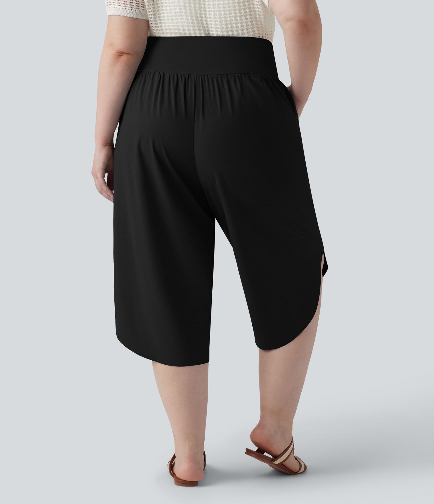 Breezeful™ High Waisted Tummy Control Curved Hem Quick Dry Resort Capri Plus Size Pants with Pockets