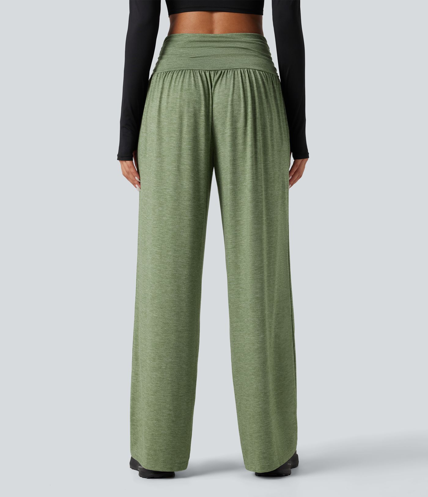 Pantalones holgados de yoga de tiro alto con fruncido y bolsillos