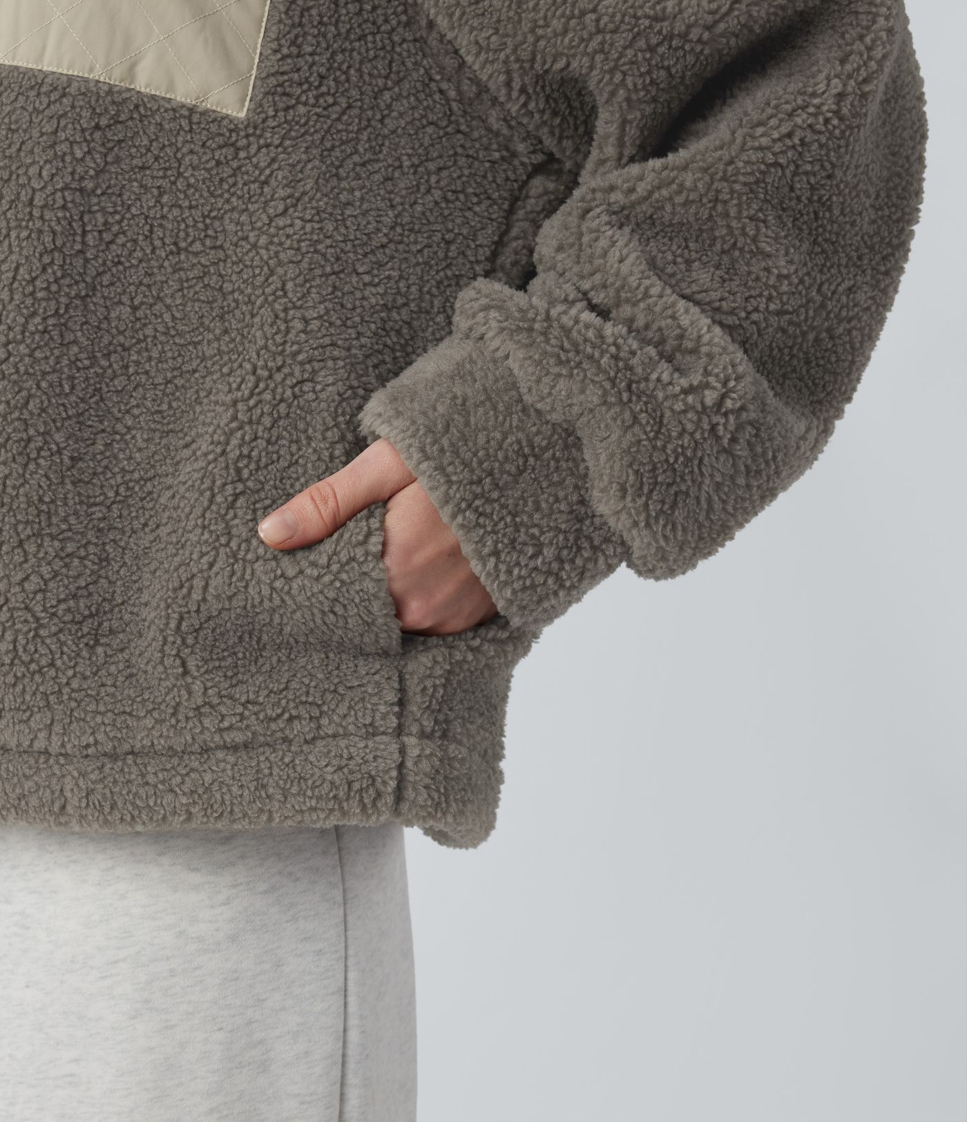 Stand Collar Long Sleeve Hiking Sherpa Jacket with Pockets