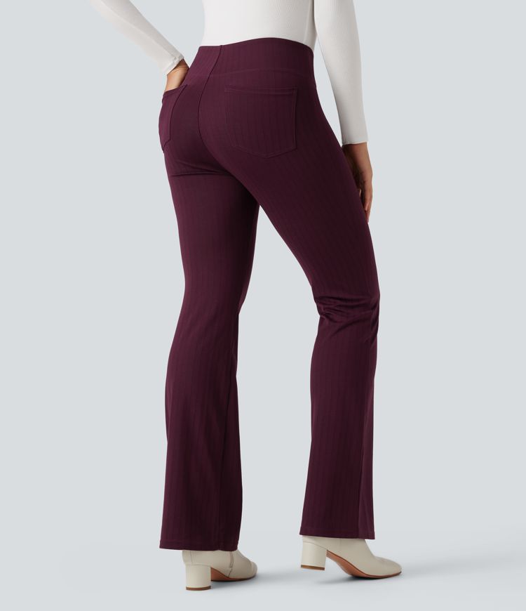 Hoch taillierte, handliche Arbeitshose mit ausgestellten Beinen und Taschen