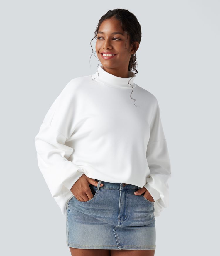 Voľná mikina so stojačikom a vreckami