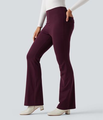 Hoch taillierte, handliche Arbeitshose mit ausgestellten Beinen und Taschen