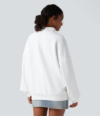 Voľná mikina so stojačikom a vreckami