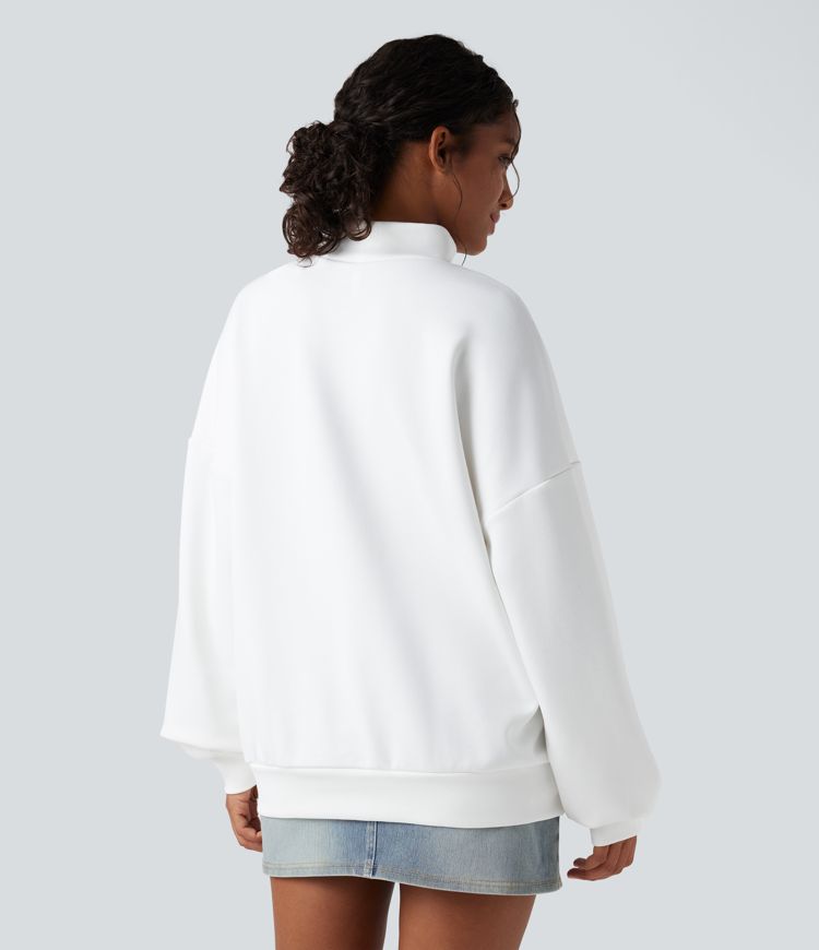 Voľná mikina so stojačikom a vreckami