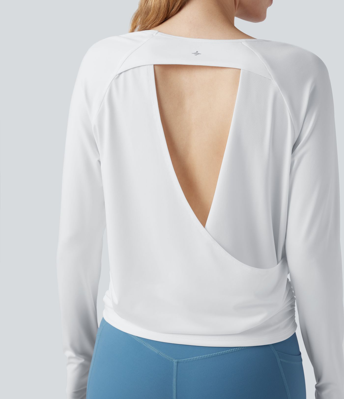 Cut-out Back Thumb Hole Ruched Relaxed Yoga Sports Top