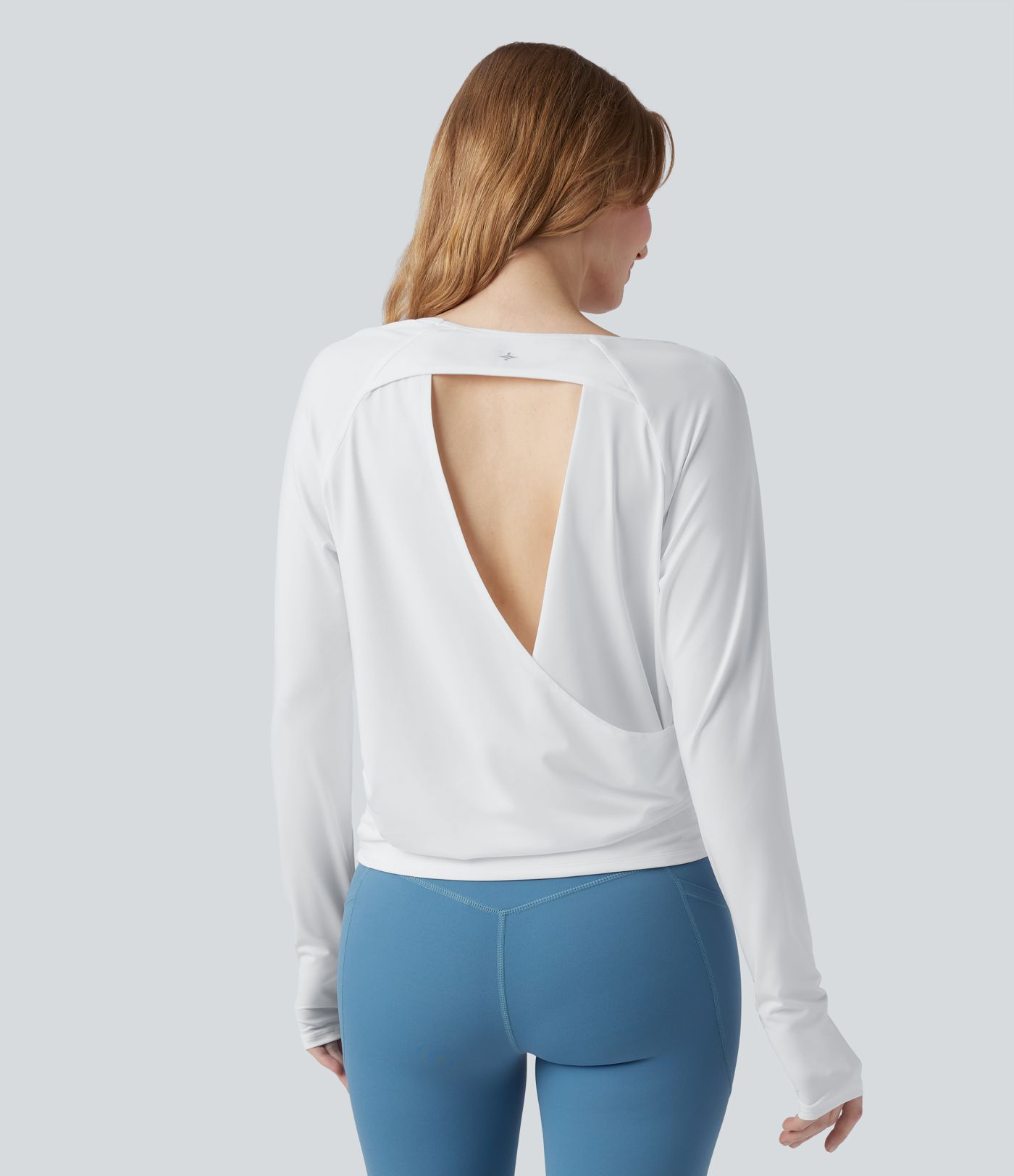 Cut-out Back Thumb Hole Ruched Relaxed Yoga Sports Top