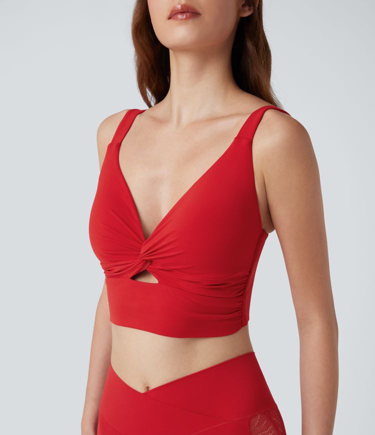 Halara UltraSculpt™ Light Support Molded Cups Push-Up Yoga Sports Bra