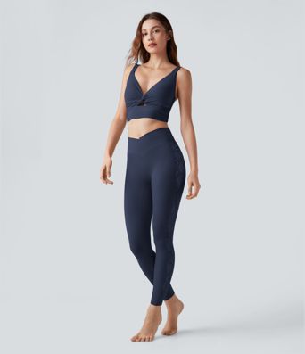 Halara UltraSculpt™ Light Support Molded Cups Push-Up Yoga Sports Bra