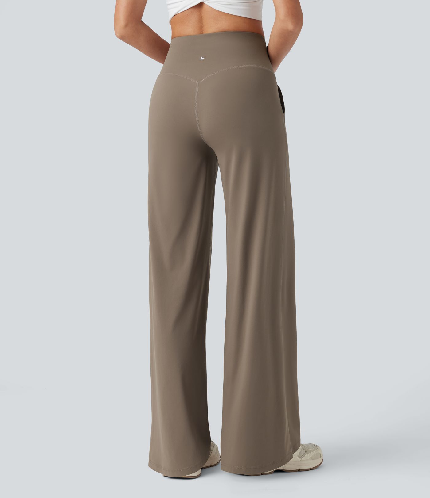 Halara UltraSculpt™ pantalon de yoga taille haute à effet ventre plat, à jambes larges, avec poches