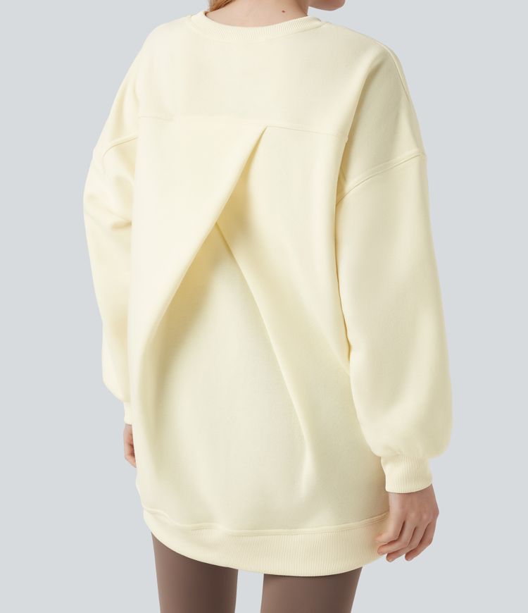 Ohlapna flis jopica z okroglim izrezom, dolgimi rokavi in žepom