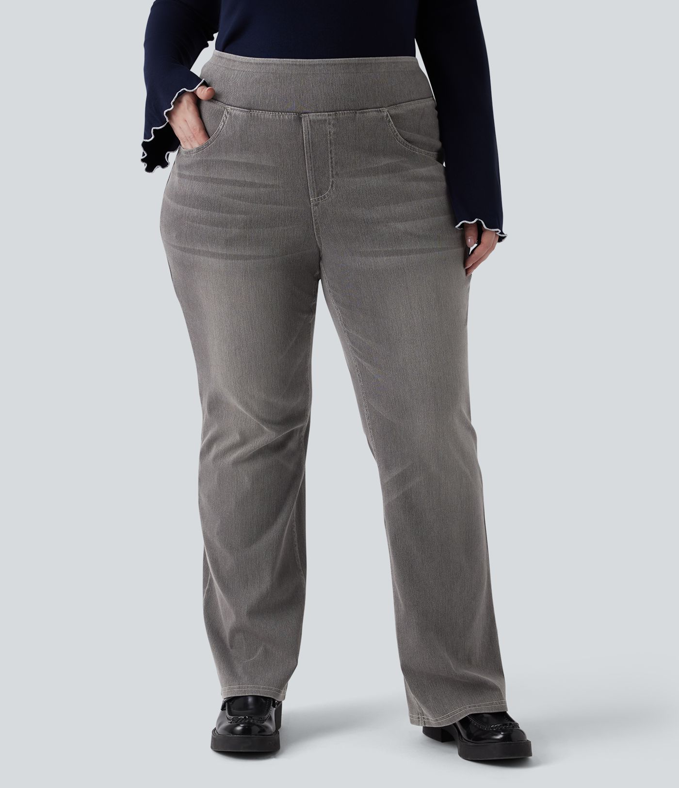 Plus Size Halara Flex™ Hoch taillierte Jeans mit mehreren Taschen, gewaschener, dehnbarer Strick, lässiger Bootcut, Übergröße