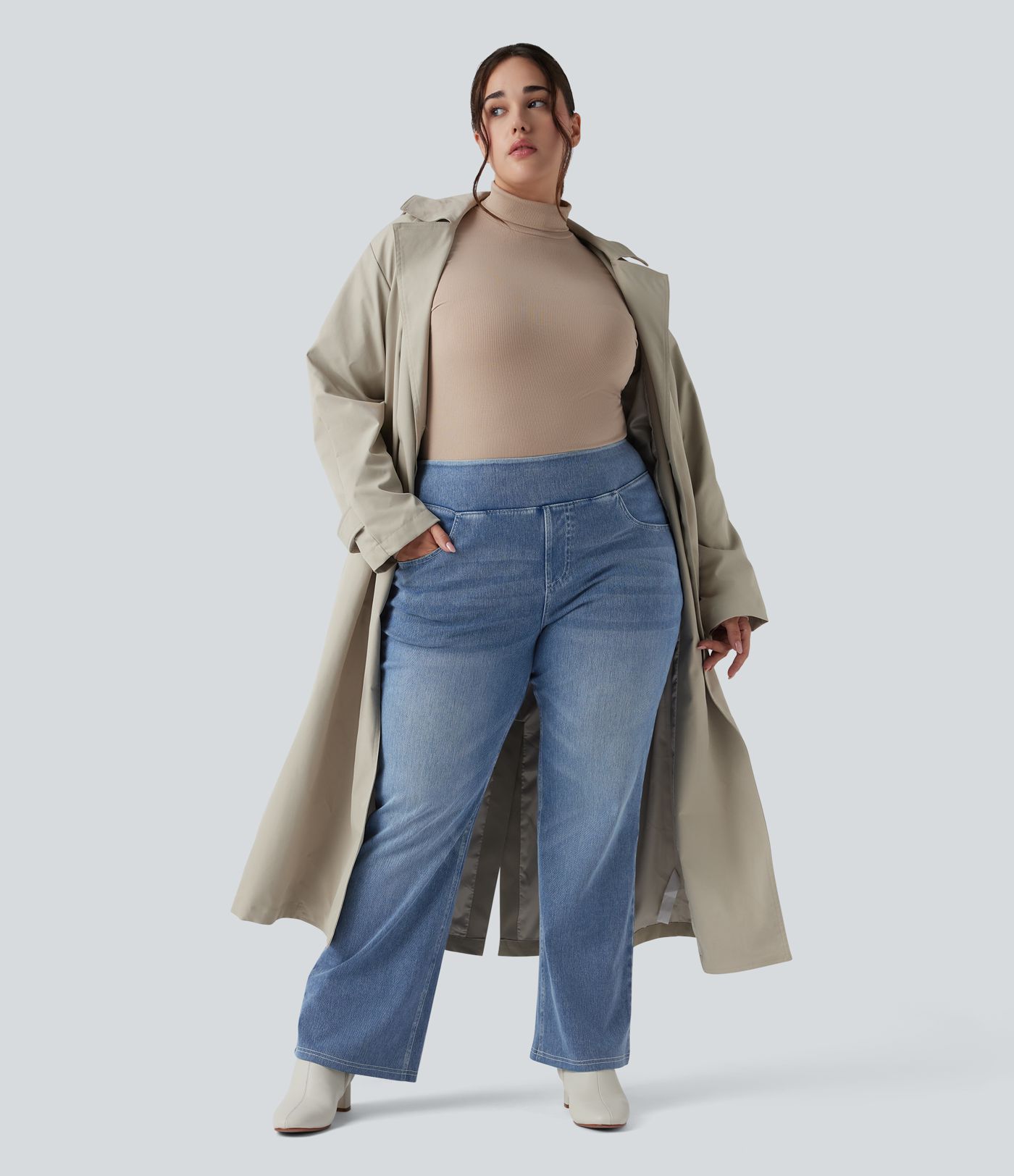 Plus Size Halara Flex™ Hoch taillierte Jeans mit mehreren Taschen, gewaschener, dehnbarer Strick, lässiger Bootcut, Übergröße