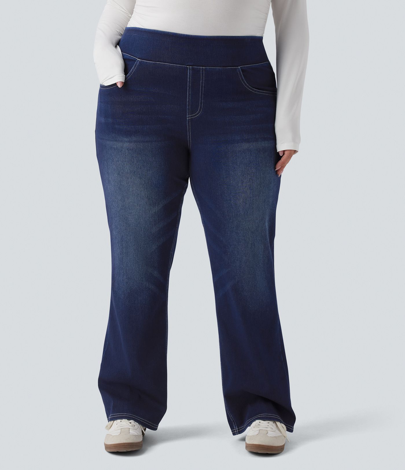 Plus Size Halara Flex™ Hoch taillierte Jeans mit mehreren Taschen, gewaschener, dehnbarer Strick, lässiger Bootcut, Übergröße