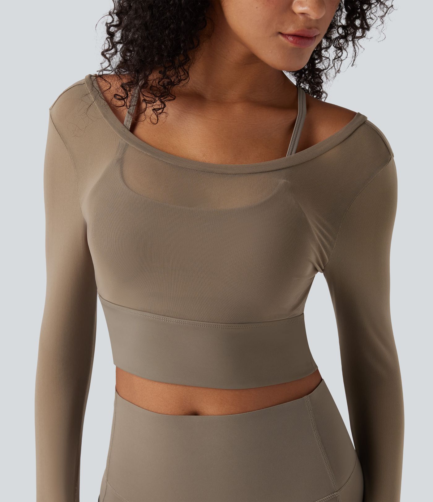 2-в-1 къс спортен топ за йога с дълга ръка и контрастна мрежа