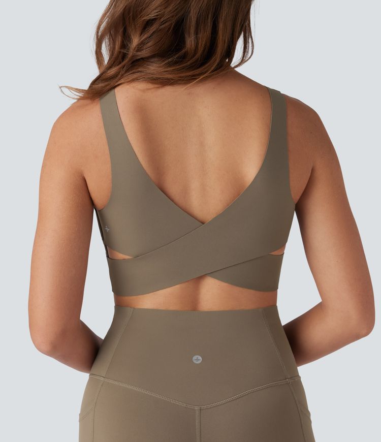 Halara UltraSculpt™ Medium Support V Neck Push-Up Training Sports Bra