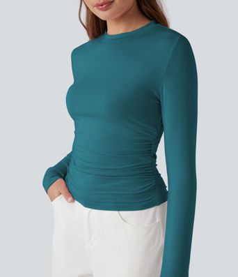 Casual-Top mit Rundhalsausschnitt, langen Ärmeln und Raffung