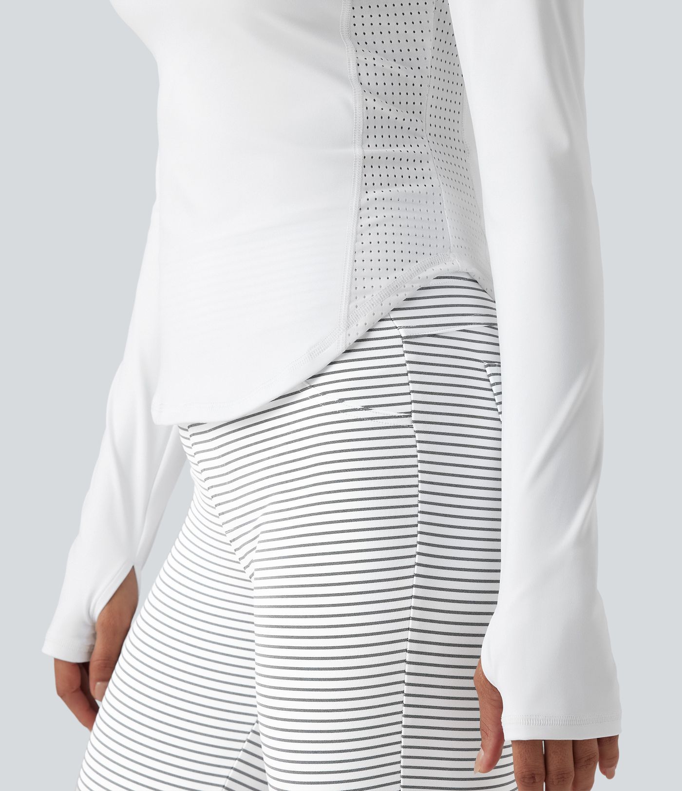 Round Neck Long Sleeve Thumb Hole Cut Out Curved Hem Worktout Sports Top