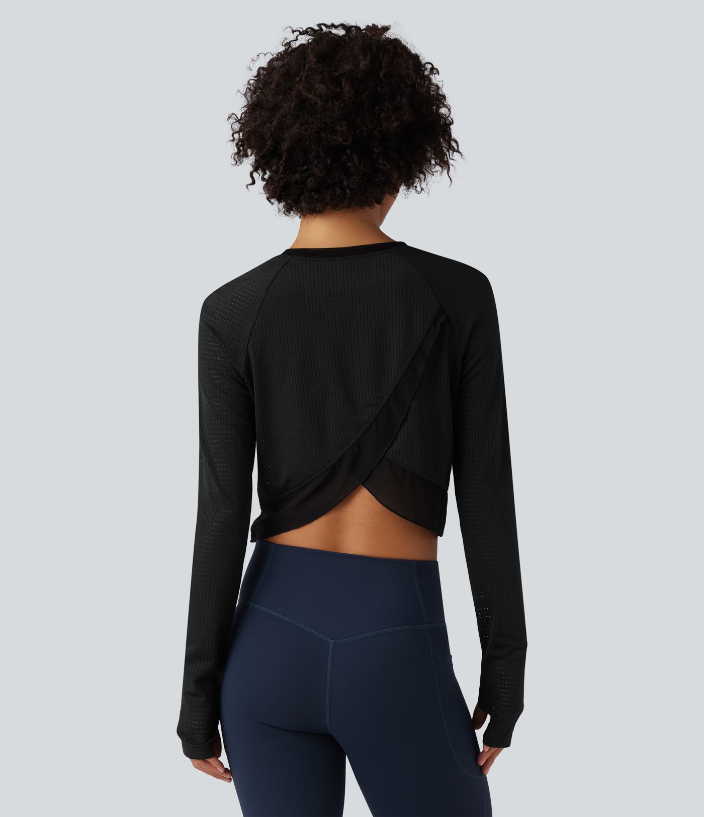 Round Neck Long Sleeve Thumb Hole Eyelet Workout Sports Top