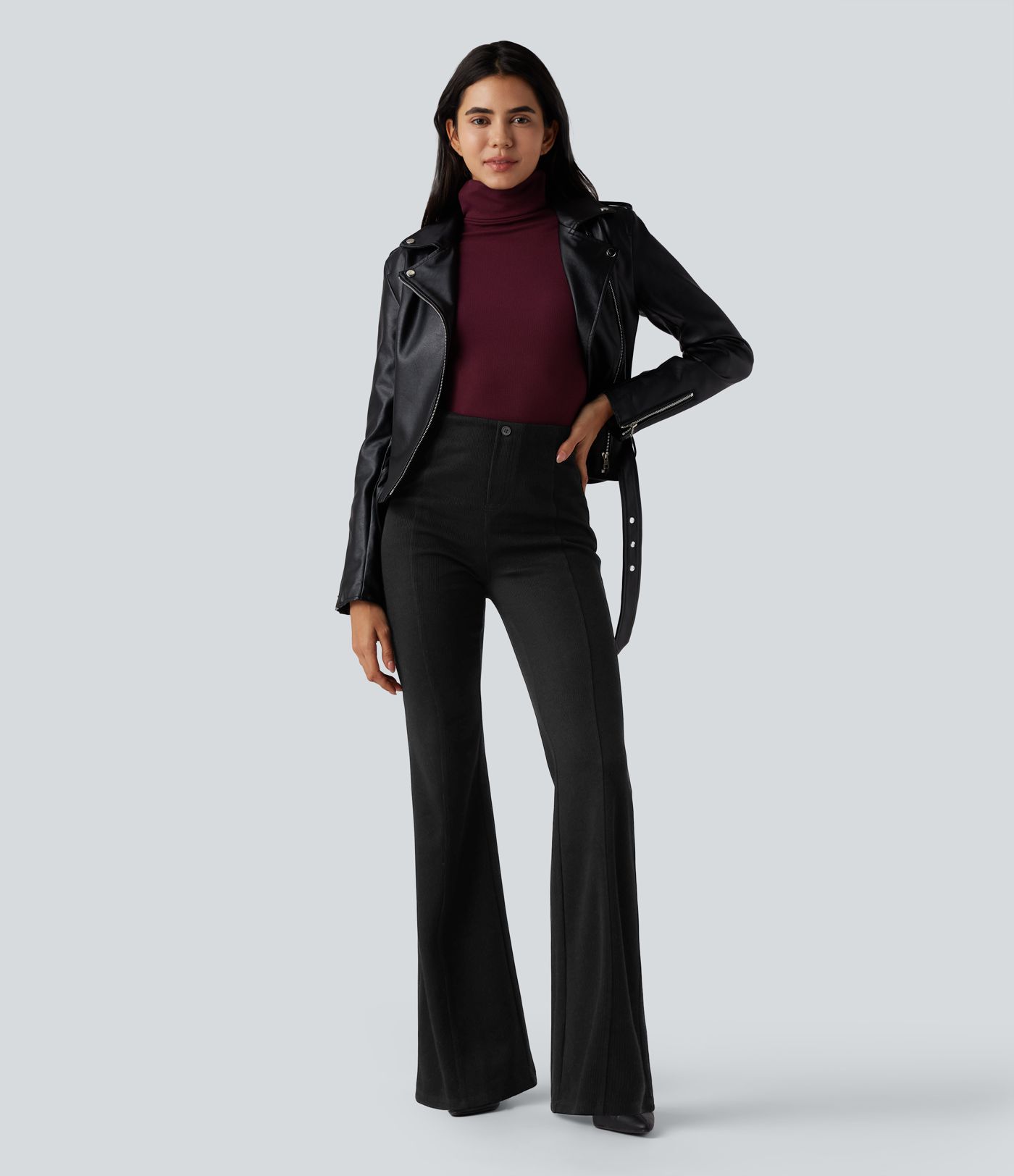 Lässige, gerippte Schlaghose mit hohem Bund und Bauchkontrolle