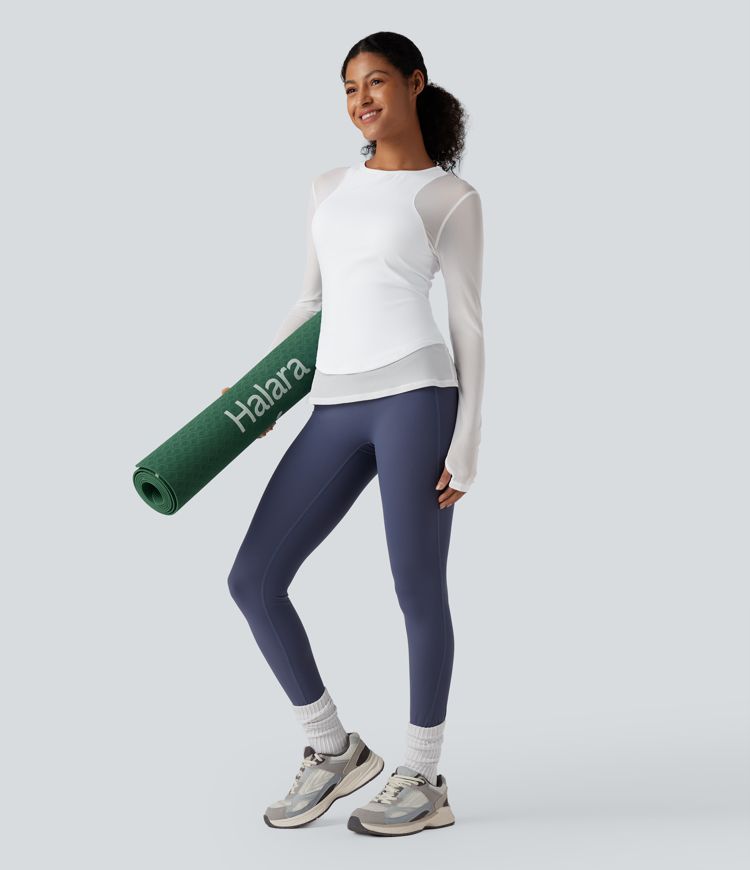 SoftlyZero™ Luchtige yoga- en sporttop met ronde hals, lange mouwen, duimgaten en contrasterend mesh — UPF50+