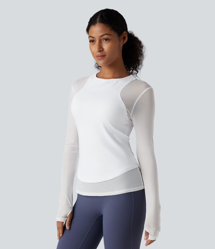 SoftlyZero™ Luchtige yoga- en sporttop met ronde hals, lange mouwen, duimgaten en contrasterend mesh — UPF50+