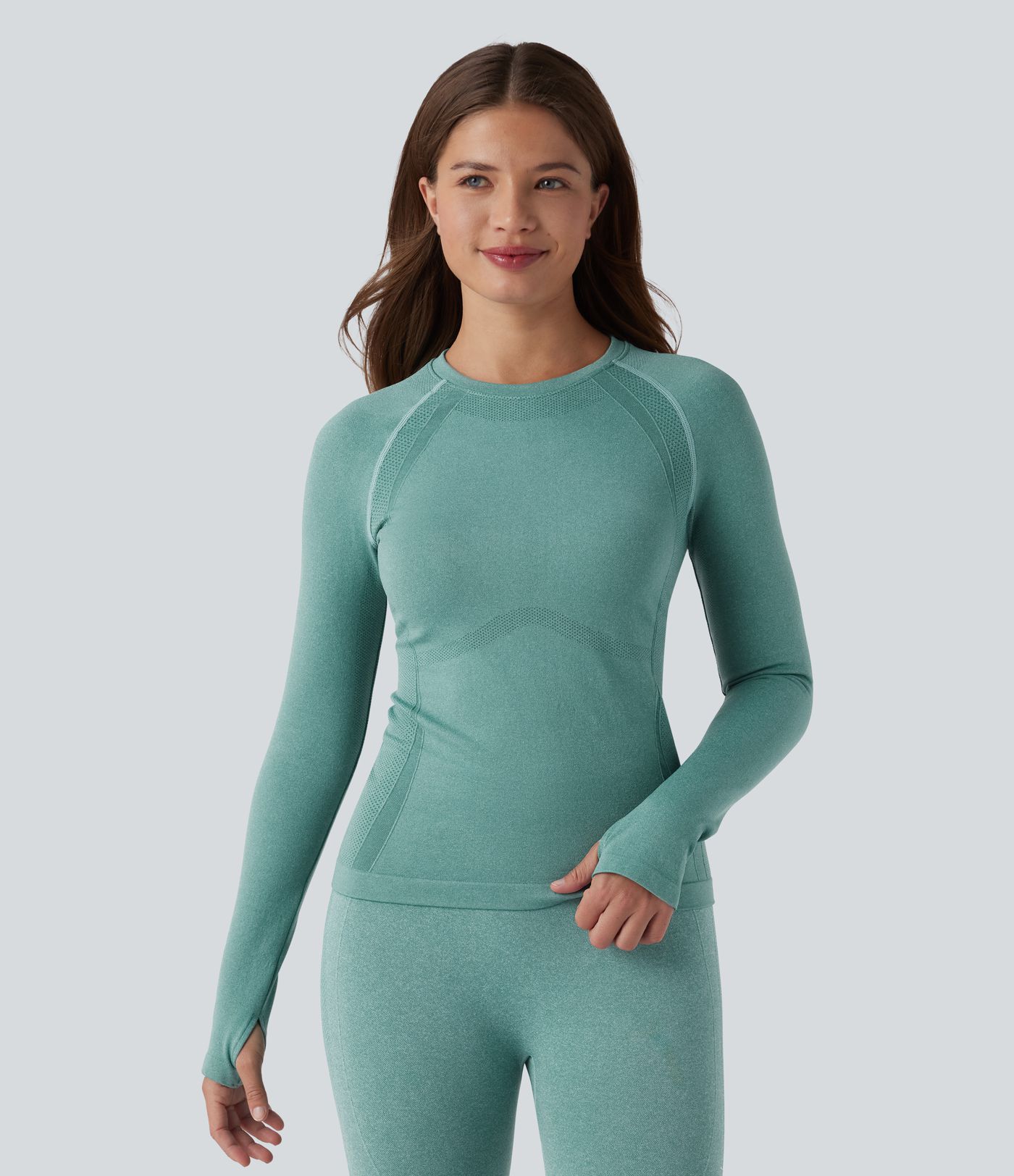 OneForm Seamless Flow Top de sport yoga à col rond, manches longues raglan avec passants pouces