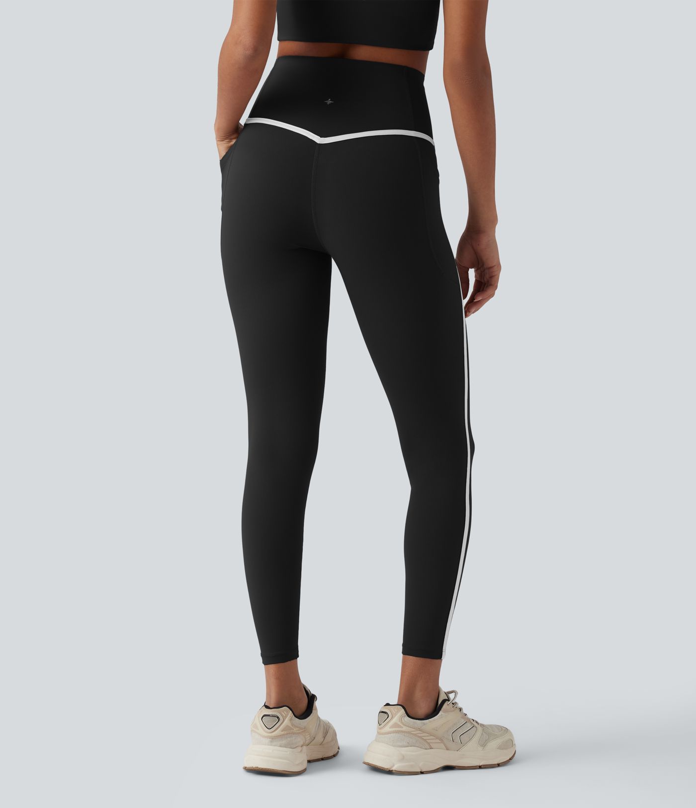 Halara UltraSculpt™ High Waisted Tummy Control Color Block Yoga 7/8 Leggings with Pockets