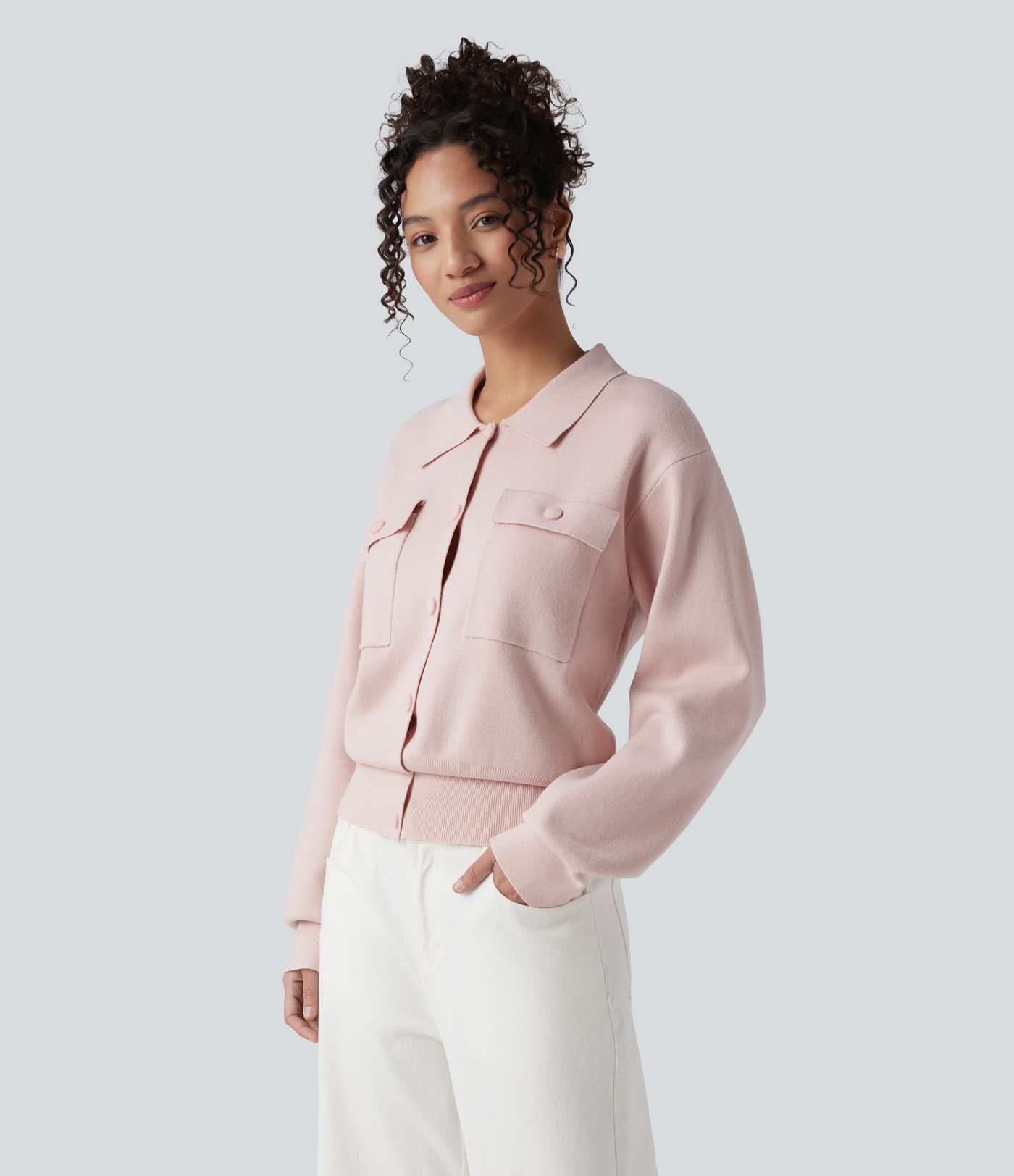 Pull décontracté à col chemise avec poches poitrine boutonnées