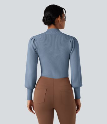 Legerer, langer Pullover mit Stehkragen und Puffärmeln