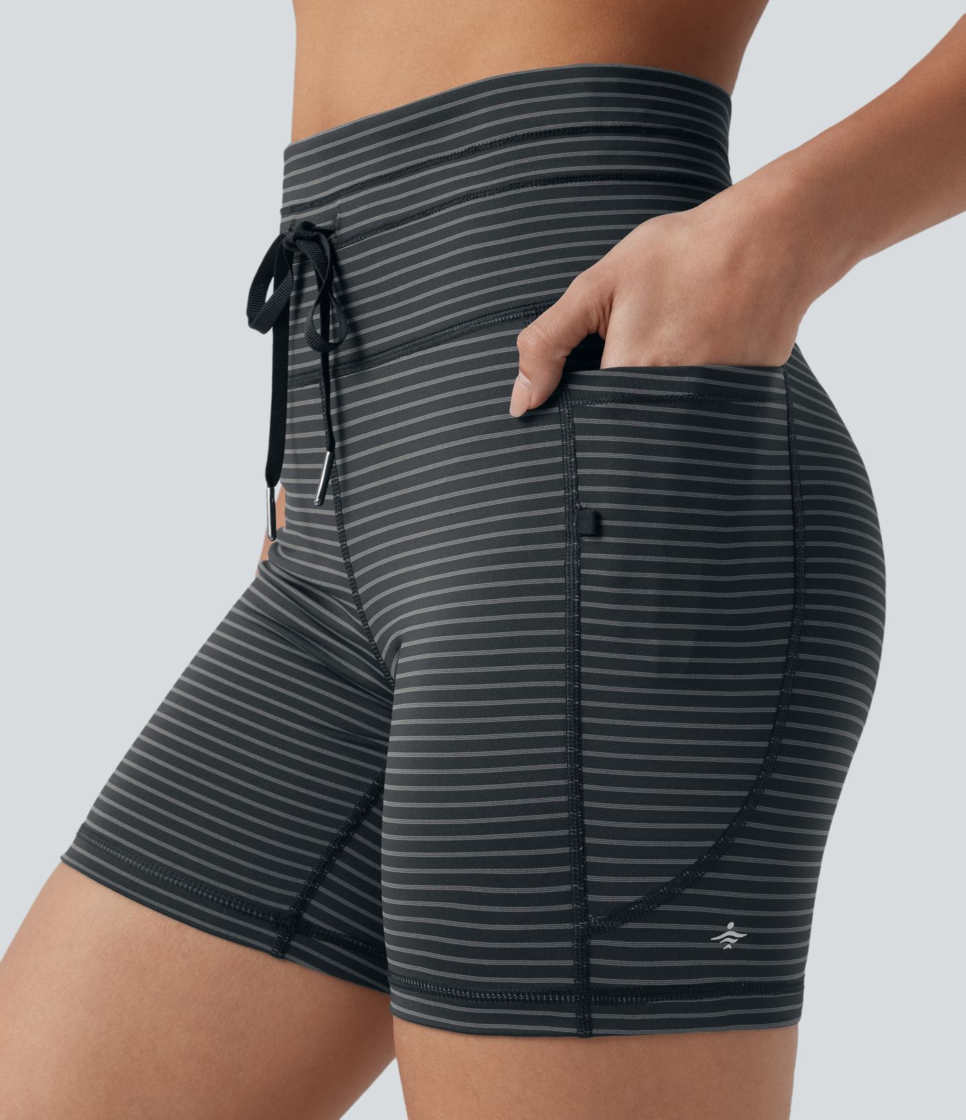 Short cycliste de yoga taille haute à rayures avec cordon de serrage 12,5 cm et poches