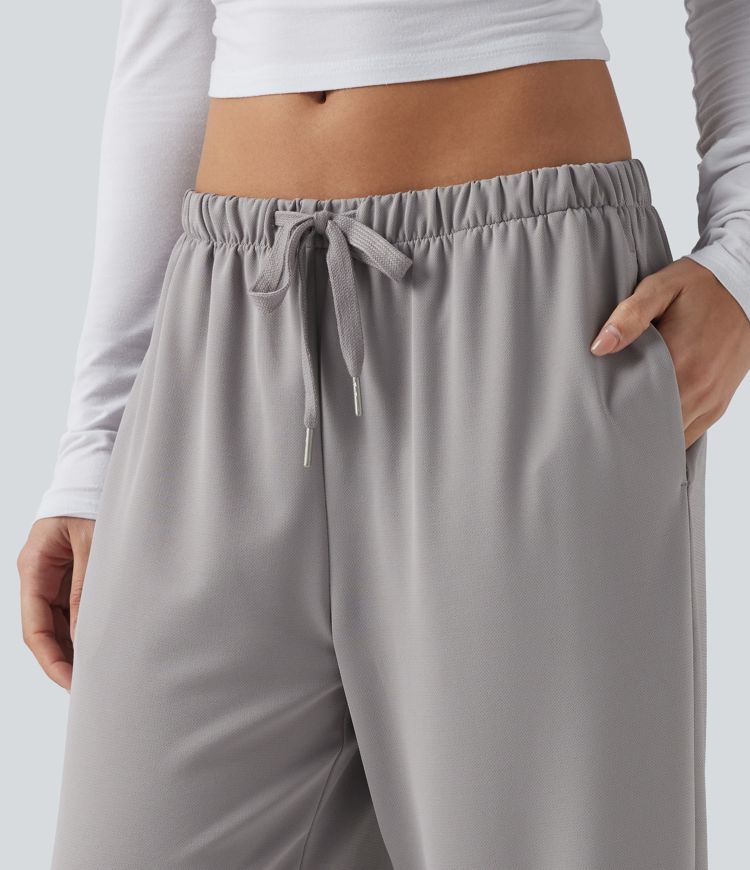 Lässige Jogginghose aus Krepp mit niedrigem Bund, Seitentaschen und Kordelzug