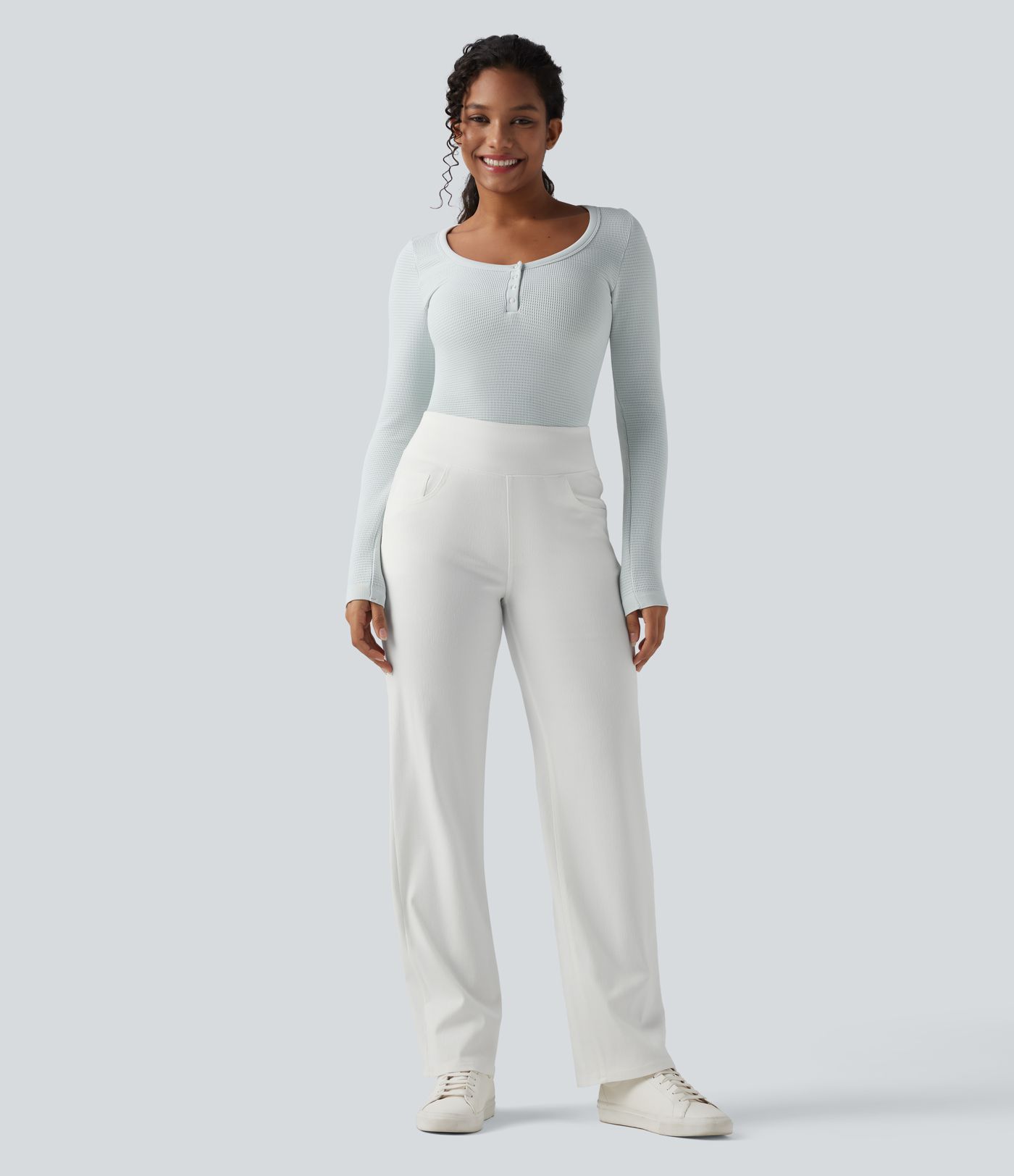 Jean décontracté Halara Flex™ taille haute, extensible, délavé, jambes droites avec poches multiples