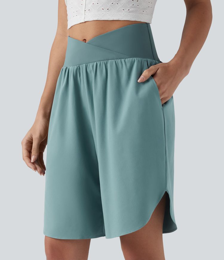 Breezeful™ - Shorts mit hohem Crossover-Bund, Seitentaschen und abgerundetem Saum - schnelltrocknend