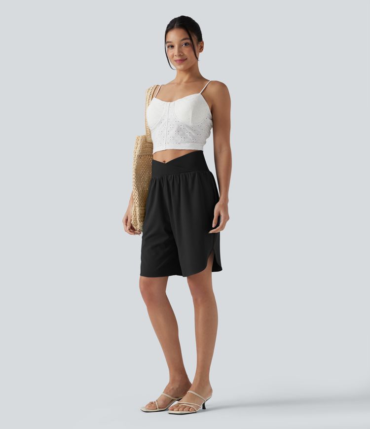 Breezeful™ - Shorts mit hohem Crossover-Bund, Seitentaschen und abgerundetem Saum - schnelltrocknend