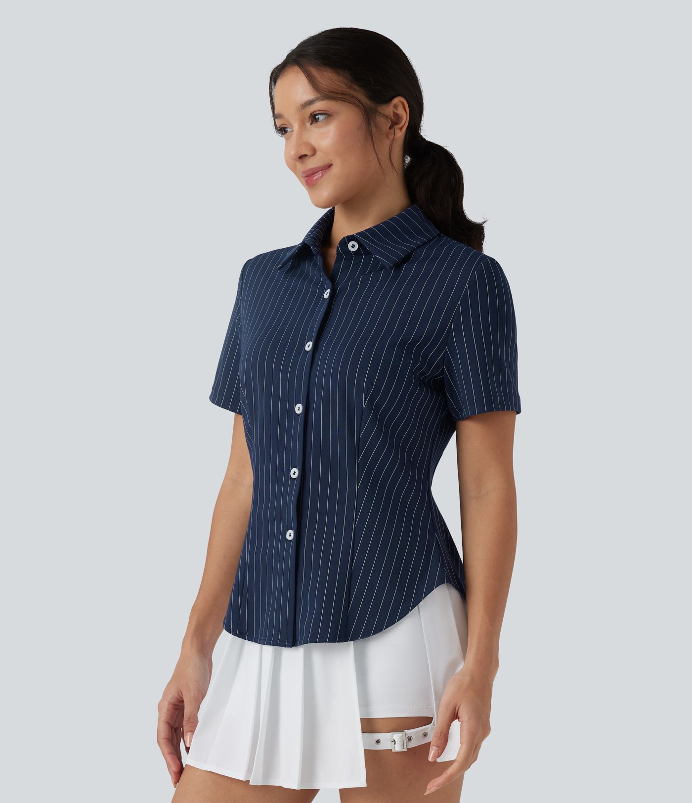 Kurzärmeliges, gestreiftes Freizeithemd mit Cool-Touch-Effekt