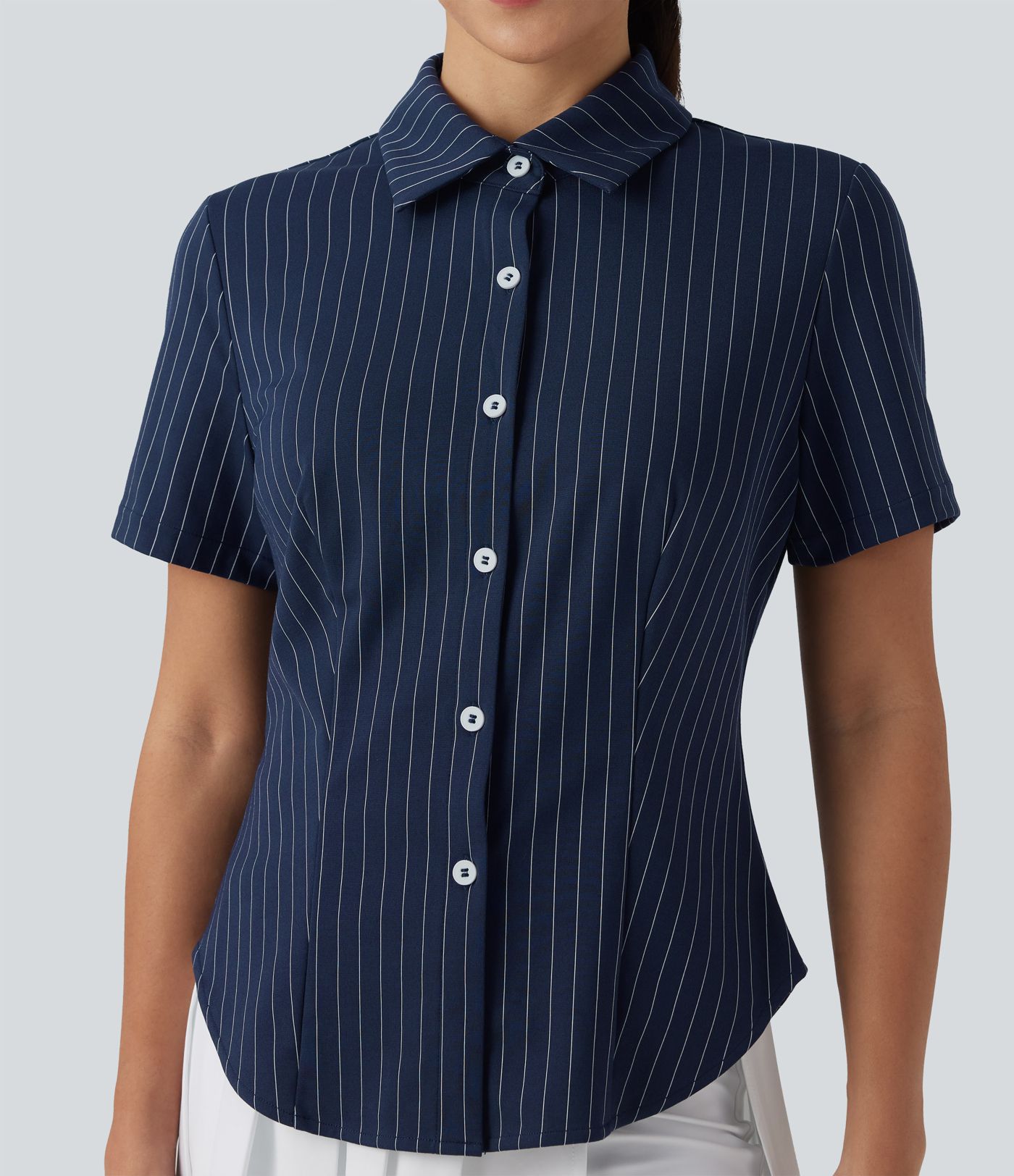 Kurzärmeliges, gestreiftes Freizeithemd mit Cool-Touch-Effekt