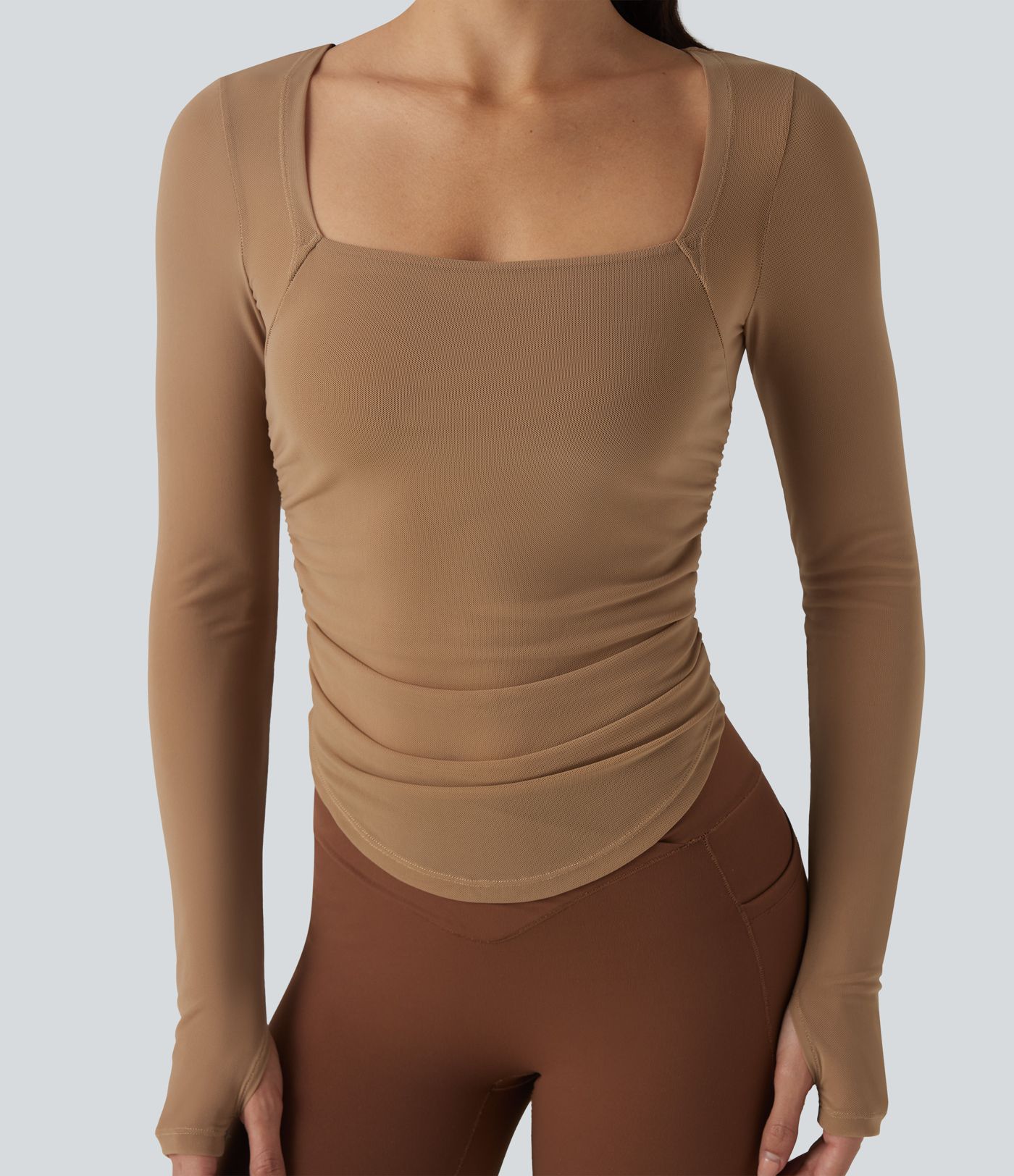 Square Neck Long Sleeve Thumb Holes Contrast Mesh Ruched Curved Hem 2-in-1 Workout Top