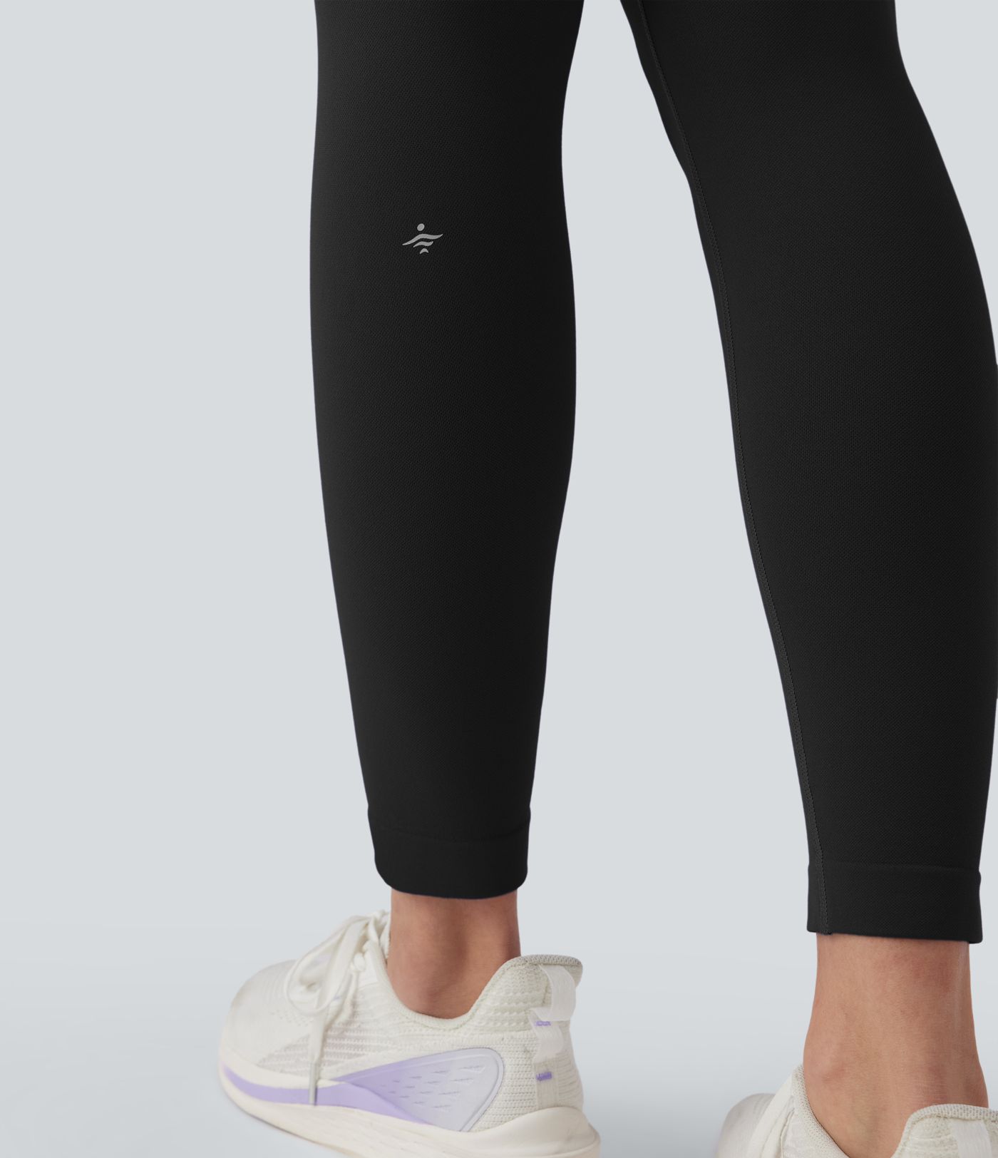 OneForm Seamless Flow High Waisted Tummy Control Butt Lifting Yoga 7/8 Leggings with Pockets