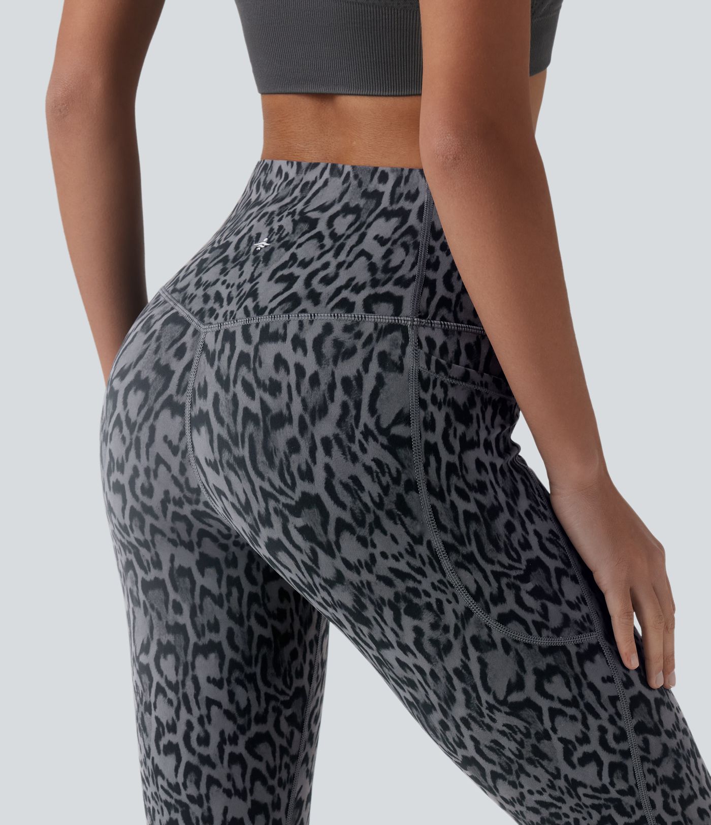 Halara UltraSculpt™ Leopard Print High Waisted Tummy Control Pedal Pusher Yoga Leggings with Pockets