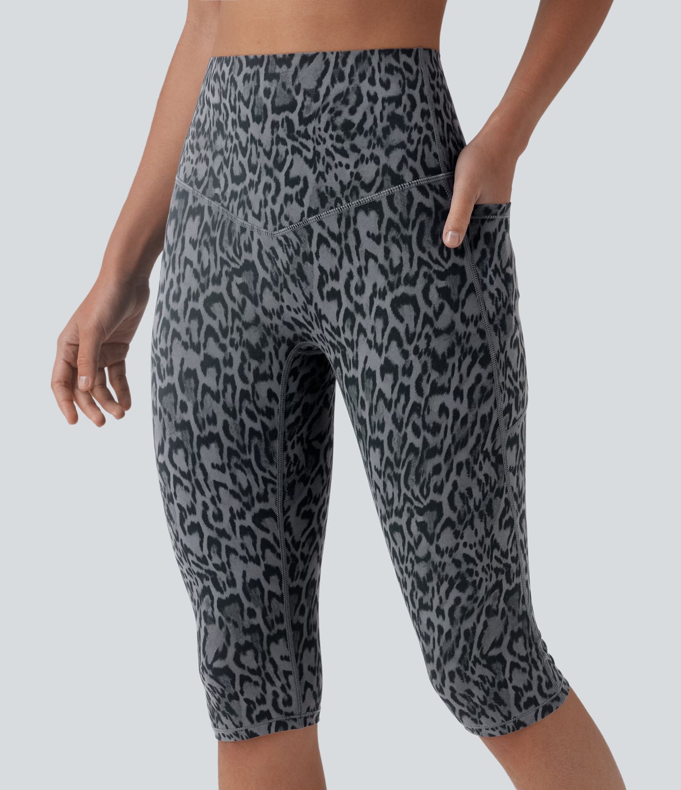 Halara UltraSculpt™ Leopard Print High Waisted Tummy Control Pedal Pusher Yoga Leggings with Pockets