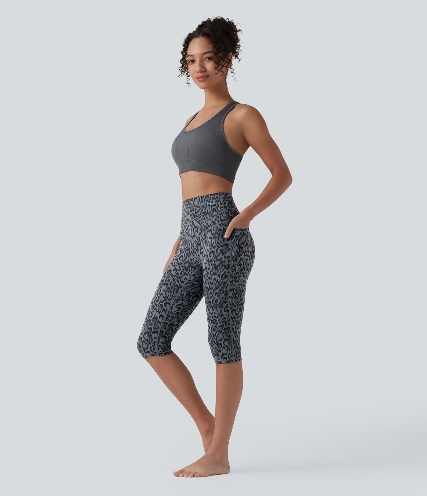 Halara UltraSculpt™ Leopard Print High Waisted Tummy Control Pedal Pusher Yoga Leggings with Pockets