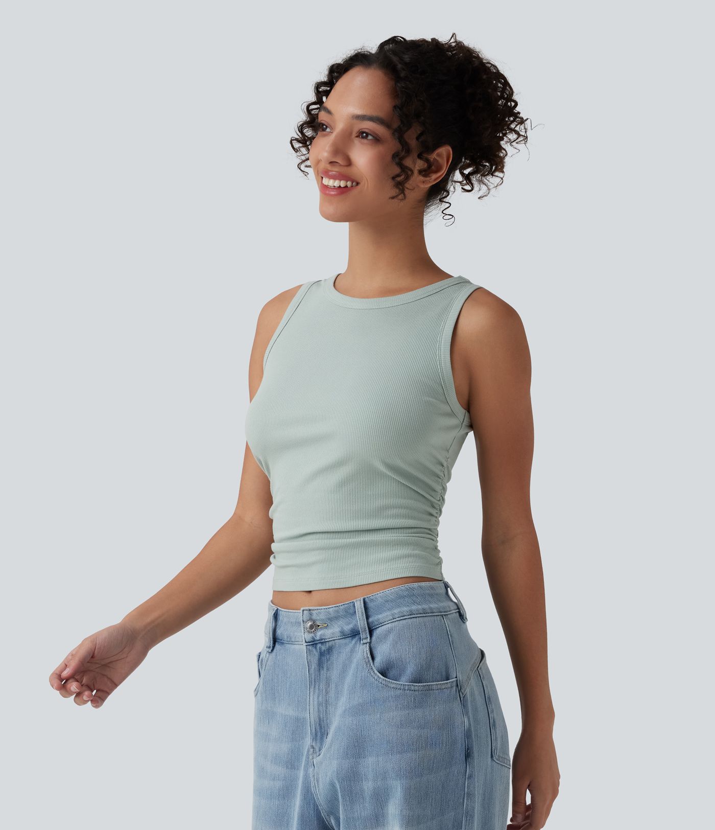 Lässiges, gerafftes Tanktop aus geripptem Strick mit Rundhalsausschnitt