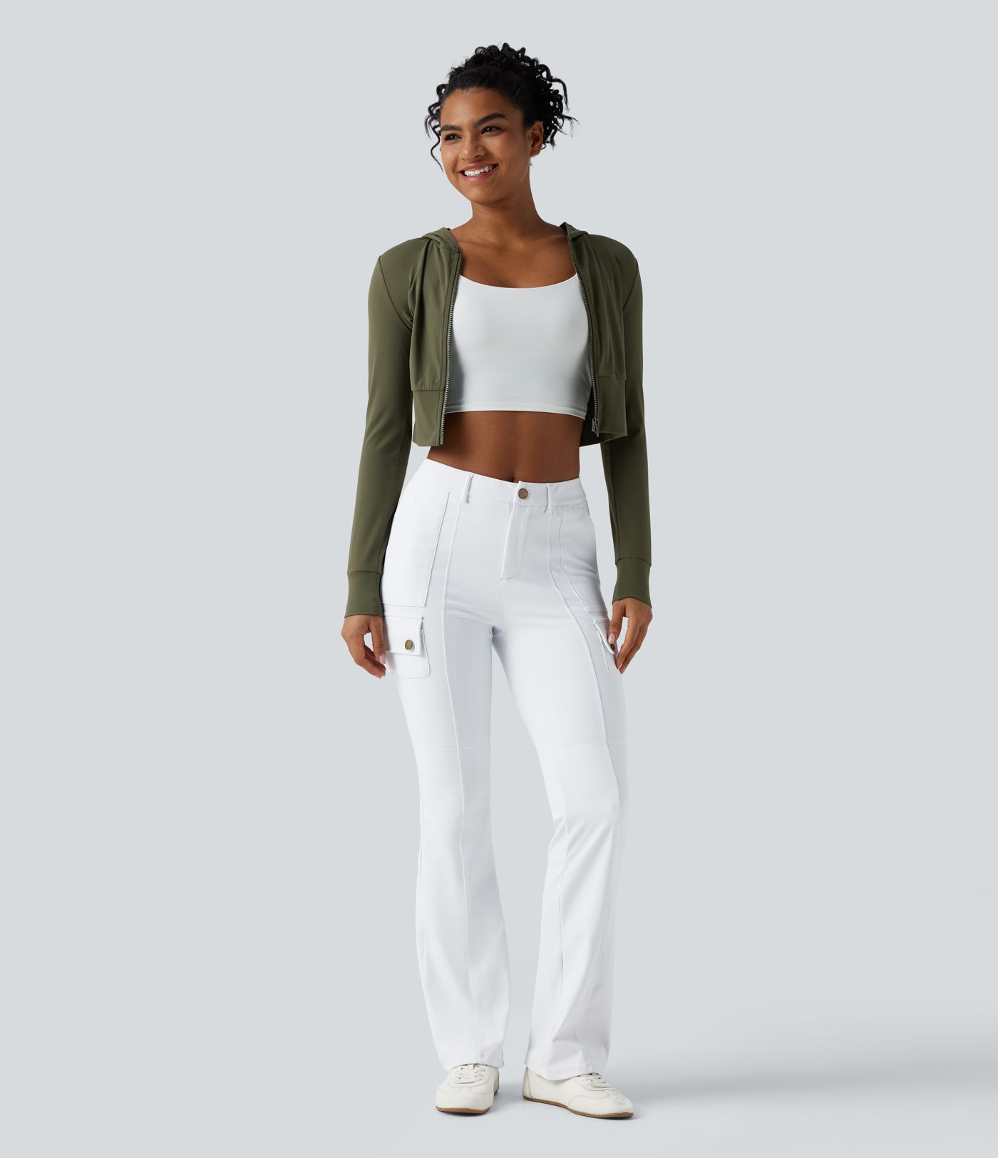 Pantalon de randonnée cargo coupe évasée à mi-hauteur avec poches