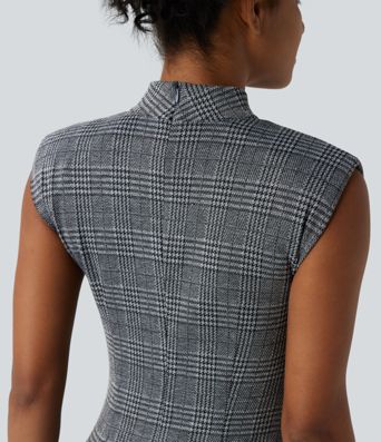 Midi darbo suknelė, kūno siluetą pabrėžianti, be rankovių, su aukšta apykakle ir šuniuko danties raštu (houndstooth)