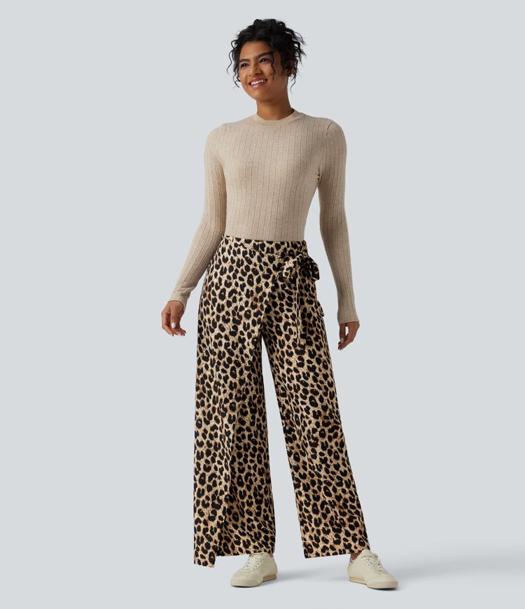 Arbeits-Hose mit hohem Bund, Leopardenmuster, seitlichem Bindeband und weitem Bein