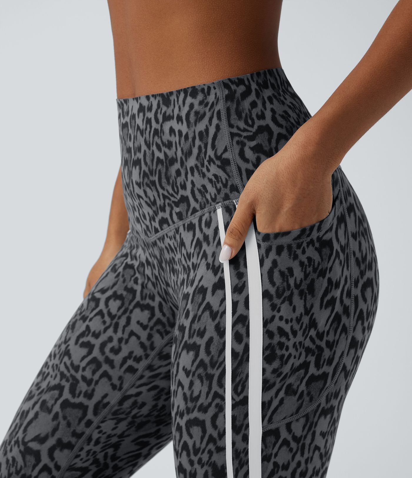 Halara UltraSculpt™ Leopard Print High Waisted Tummy Control Color Block Stripes Training 7/8 Leggings with Pockets