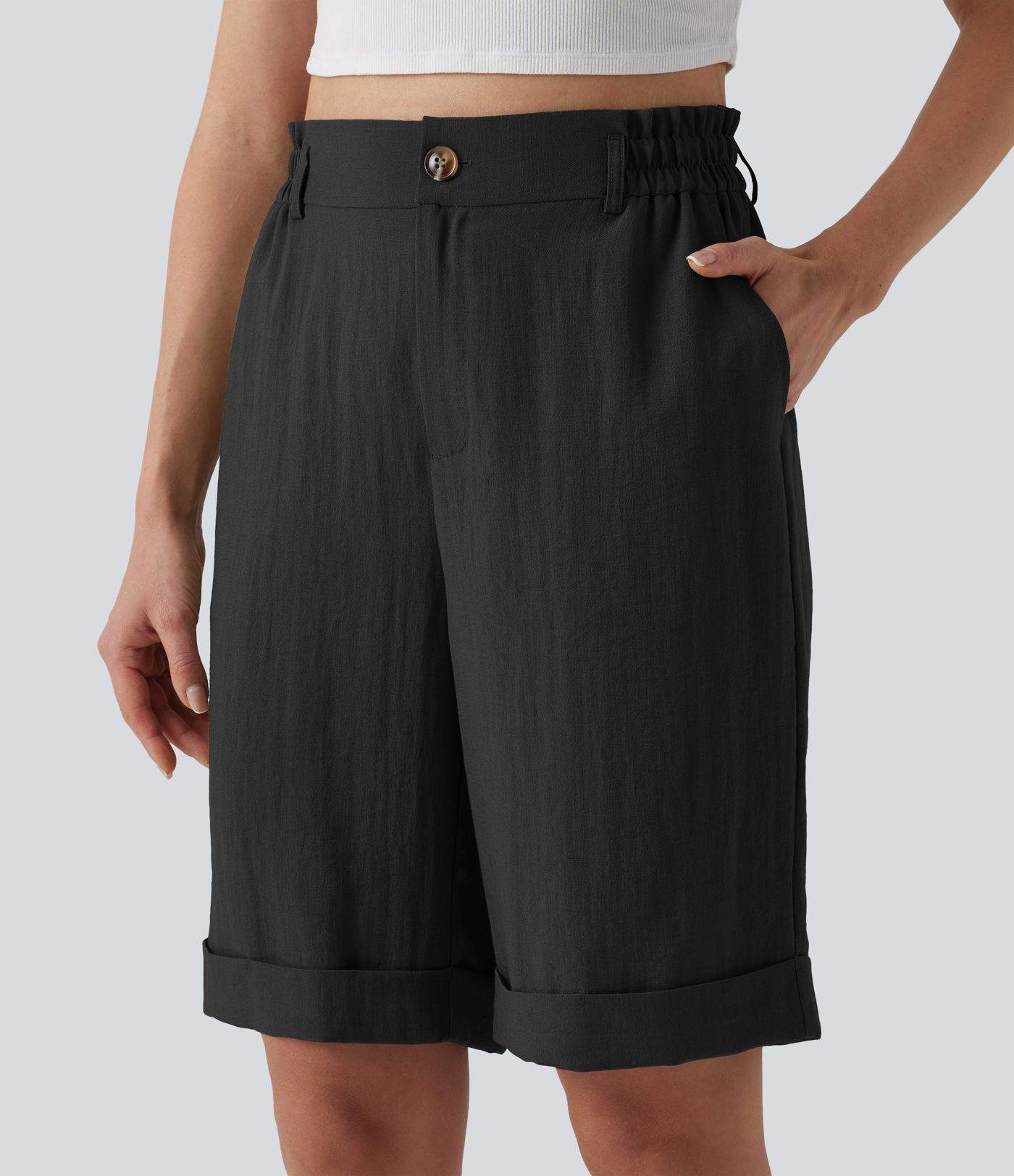 Urlaubs-Bermuda-Shorts in Leinenoptik mit hohem Bund, Seitentaschen und umgeschlagenem Saum